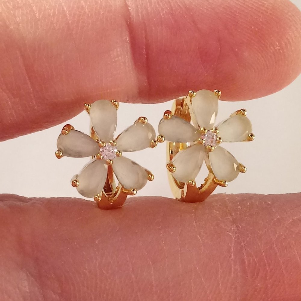 18K Yellow Gold Filled Flower Opal Diamond Zircon Hoop Huggie Earrings Gift